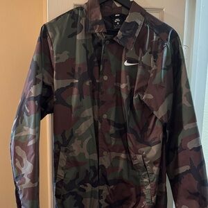 Nike oversized women’s Green and Brown Camo Field Jacket